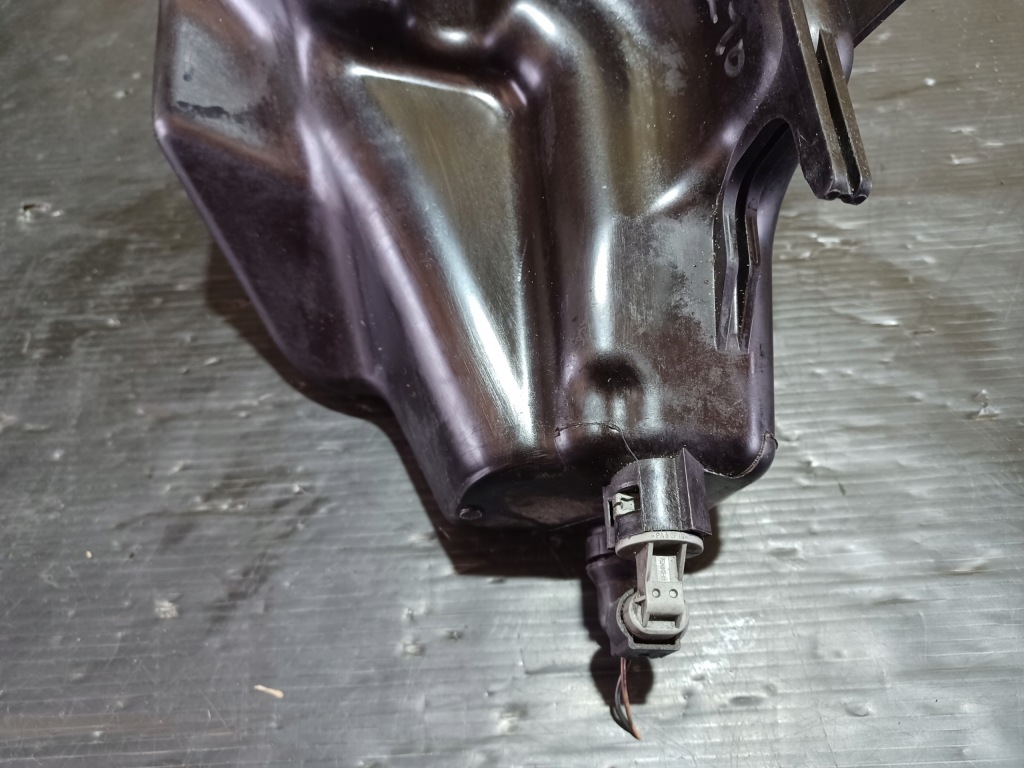 Бачок розширювальний bmw x5 f15, f85 7647290 2014 Недорого