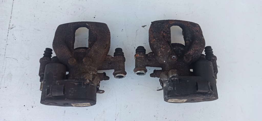 Купить Sprinter 910 суппорт тормозной правый левый задний  a9104230900 a9104230800