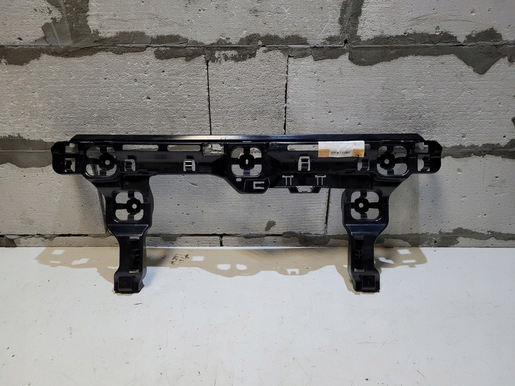 фото №1, Направляющая кронштейн бампера задняя bmw 1 f40