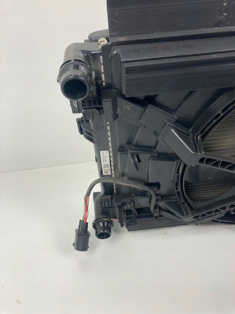 Octavia iii 2.0tdi радиатор вентилятор комплект a3 golf vii leon iii superb Недорого