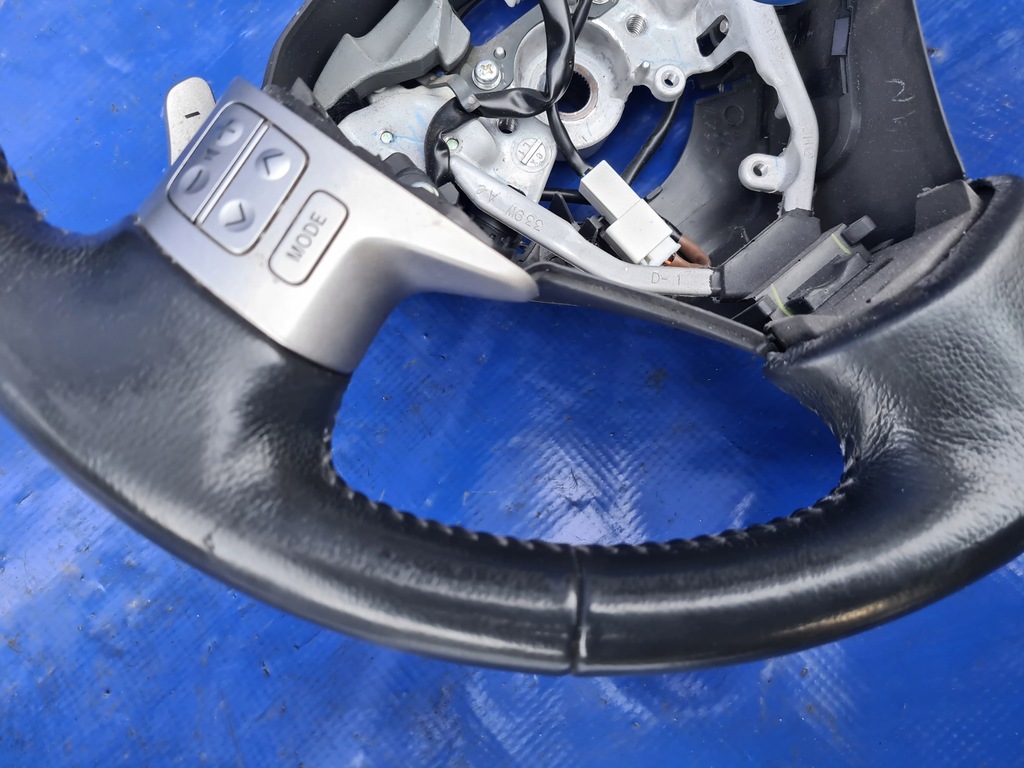 фото №6, Toyota auris i 07-09 воздуховод кожа лепестки переключения