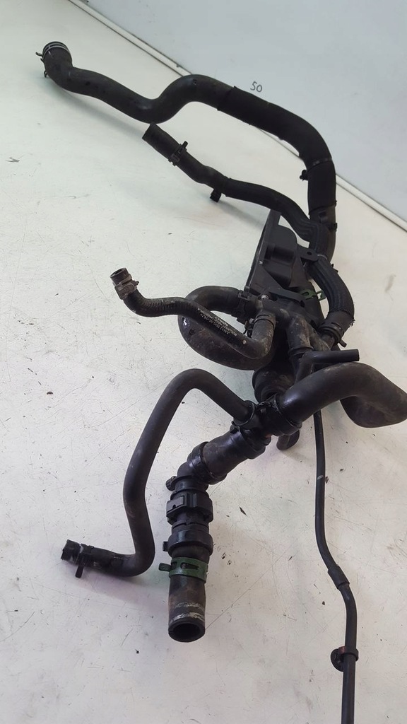 фото №7, Корпус термостата renault scenic iii 1,2