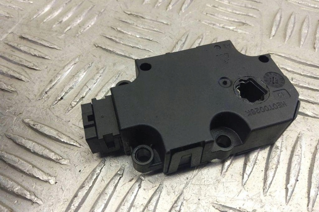 фото №7, Клапани керуючий обігрівачі audi zbat0045d09a 1.97l дизель 2013