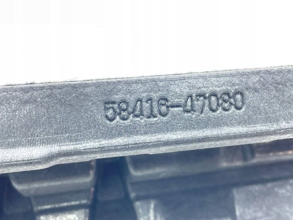 фото №6, Toyota prius prime 2016 обшивка напольная багажника