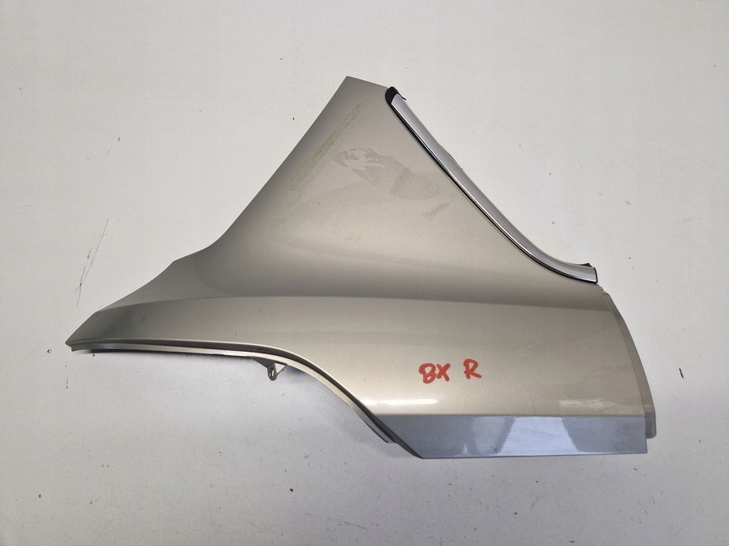 фото №1, Ford b-max накладка крила права задня av11-r29612