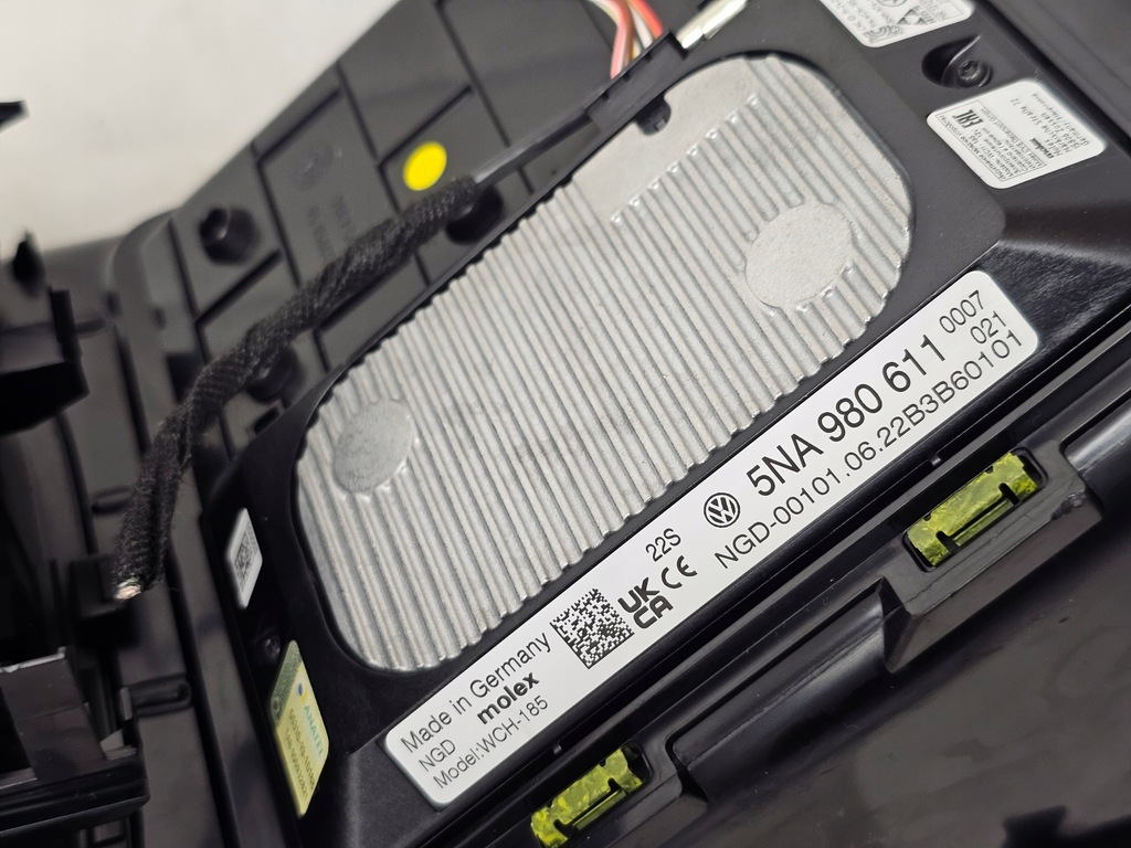 фото №12, Dekor тунель панель середній керування перемикач skoda enyaq iv 5lb863479