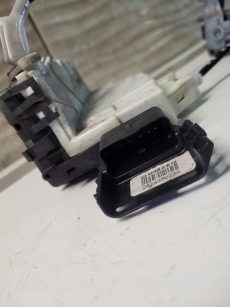 фото №6, Замок двері правий перед citroen c5 iii x7 europai