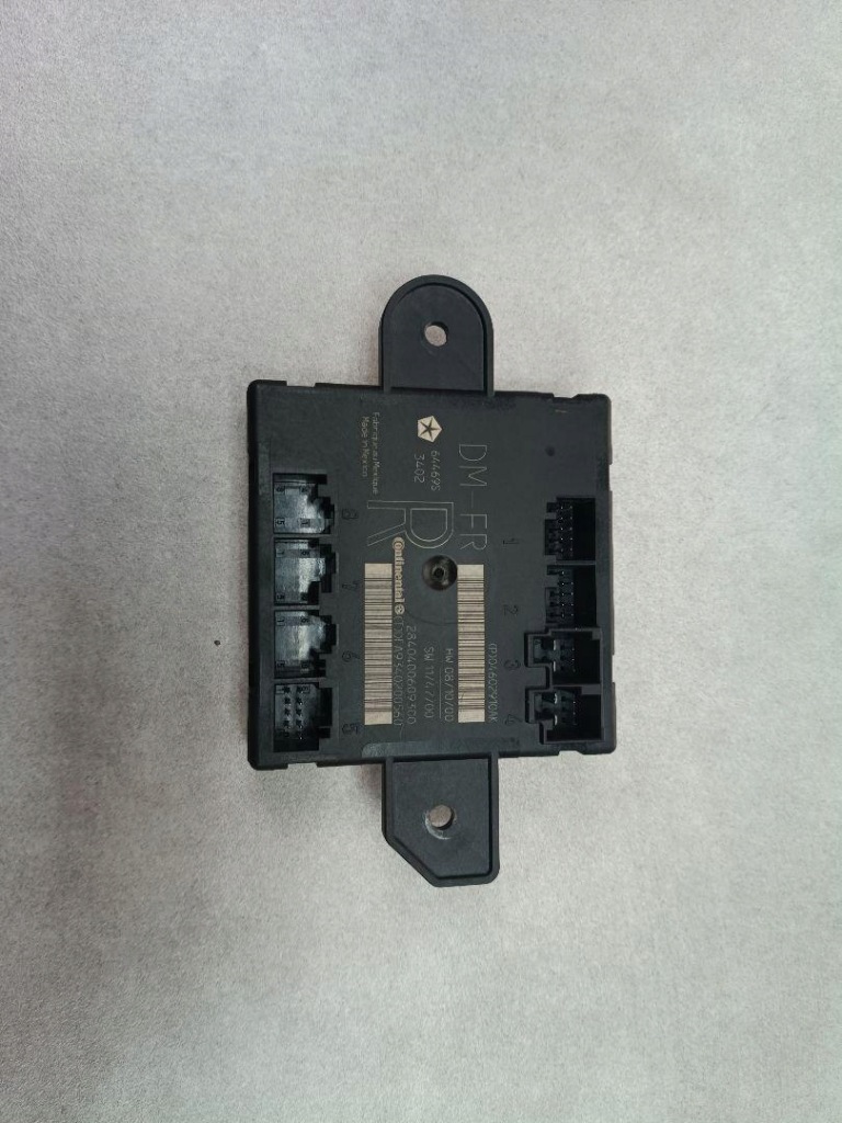 Купить Модуль дверь правый перед jeep grand cherokee wk2 p04602910ak