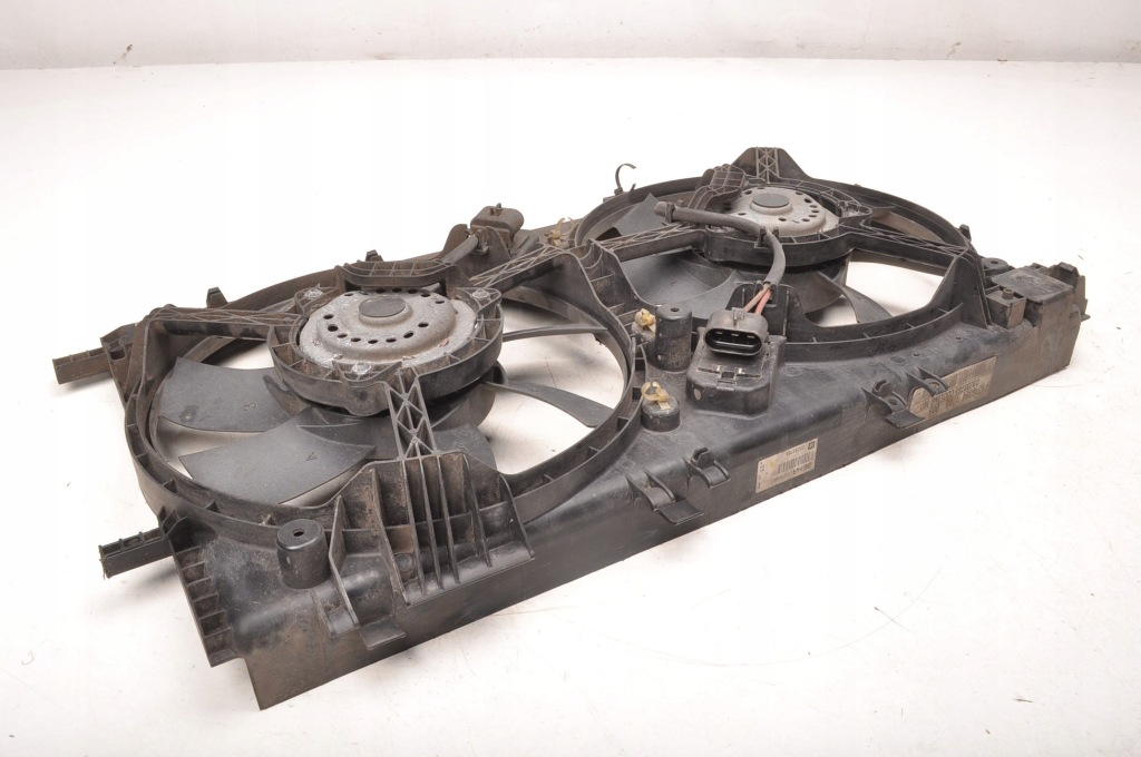 Купить Opel insignia a 1.6 cdti 136km вентилятор радиатора cm945001 23233765