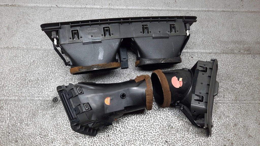 фото №5, Решётки обдув volvo s60 i комплект