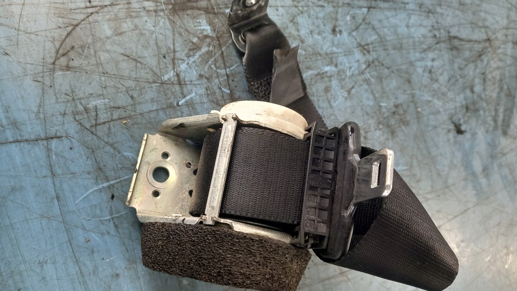 фото №2, Pas bez.lewy задня ford focus mk2 06r