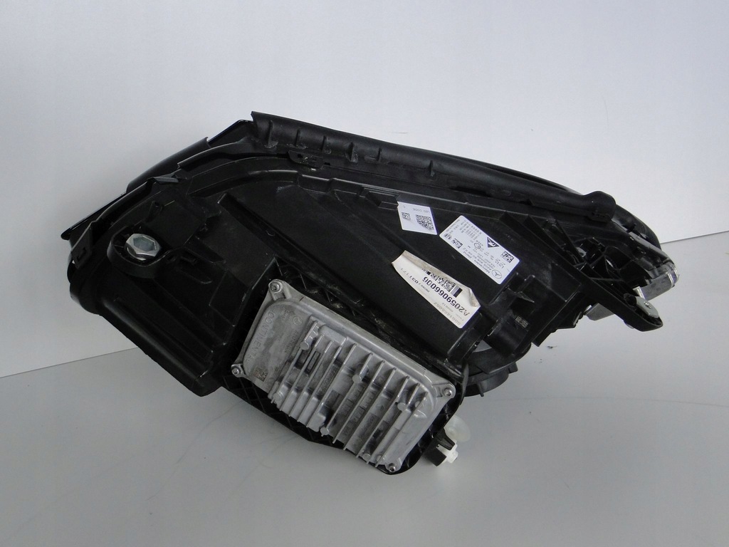 фото №8, Mercedes c klasa 205 w205 лампа правая led