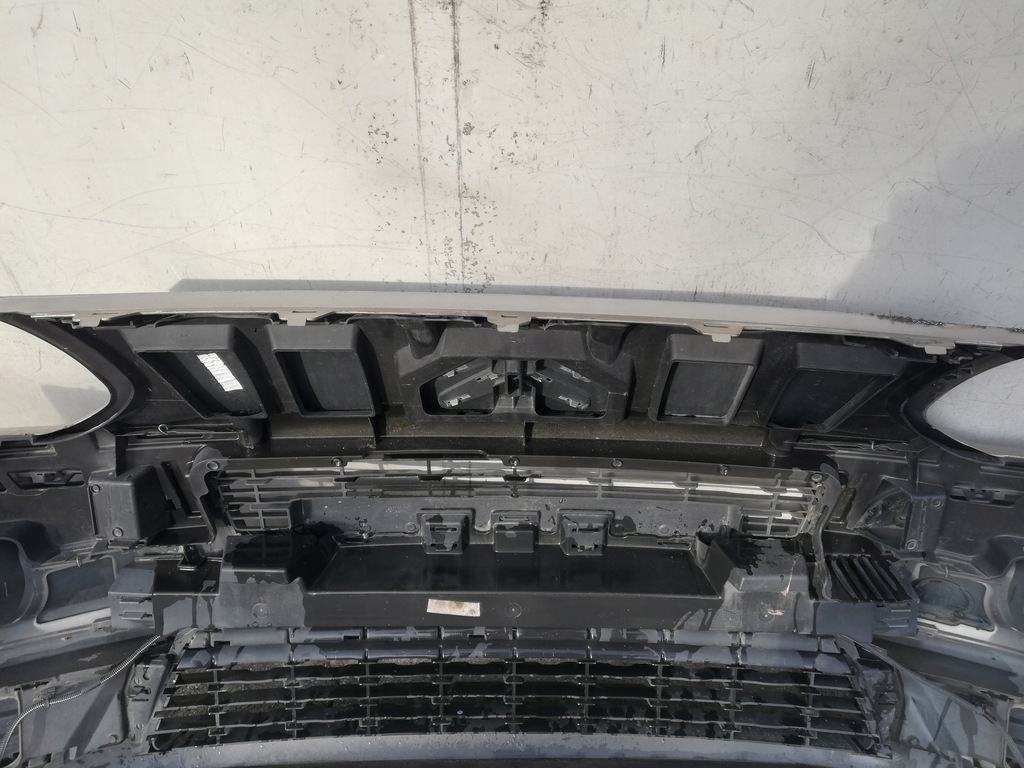 фото №10, Бампер передний citroen c3 picasso 09-12