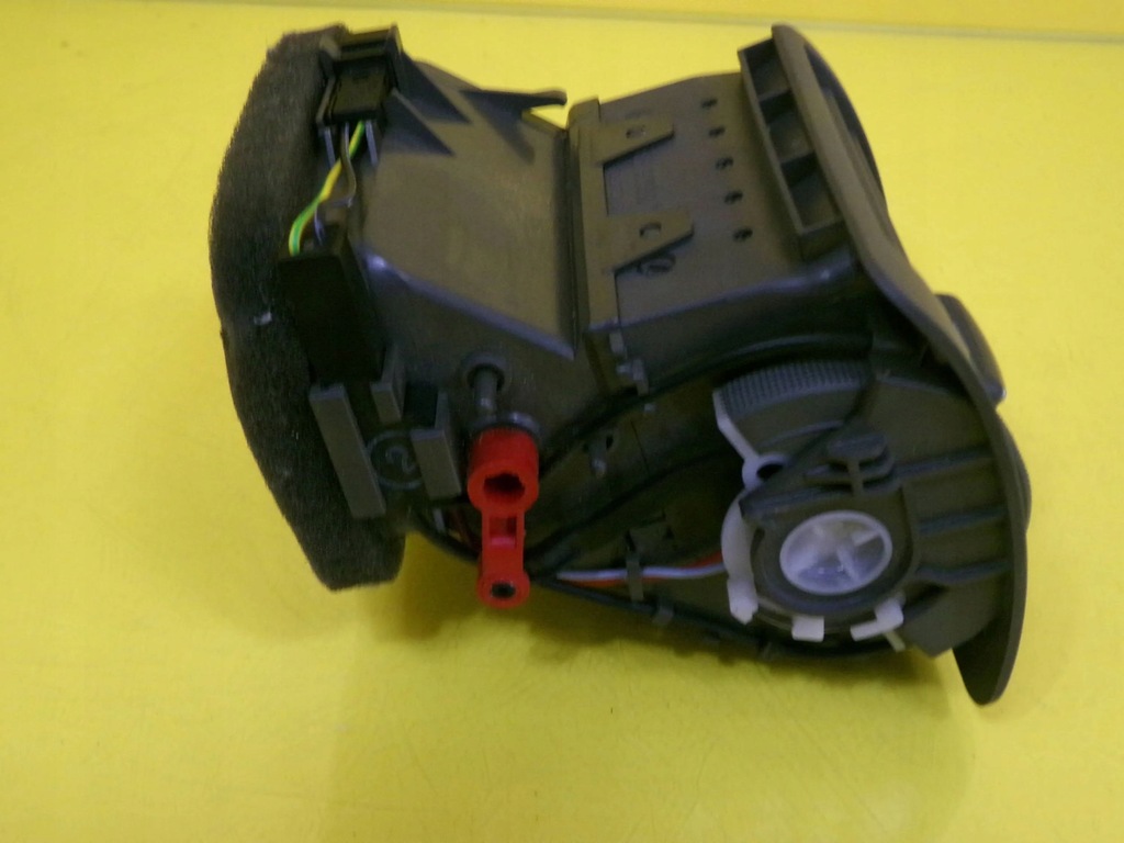 фото №7, Бічна решітка обдув права передня audi a8 d2 lift 4d0820902j nr410