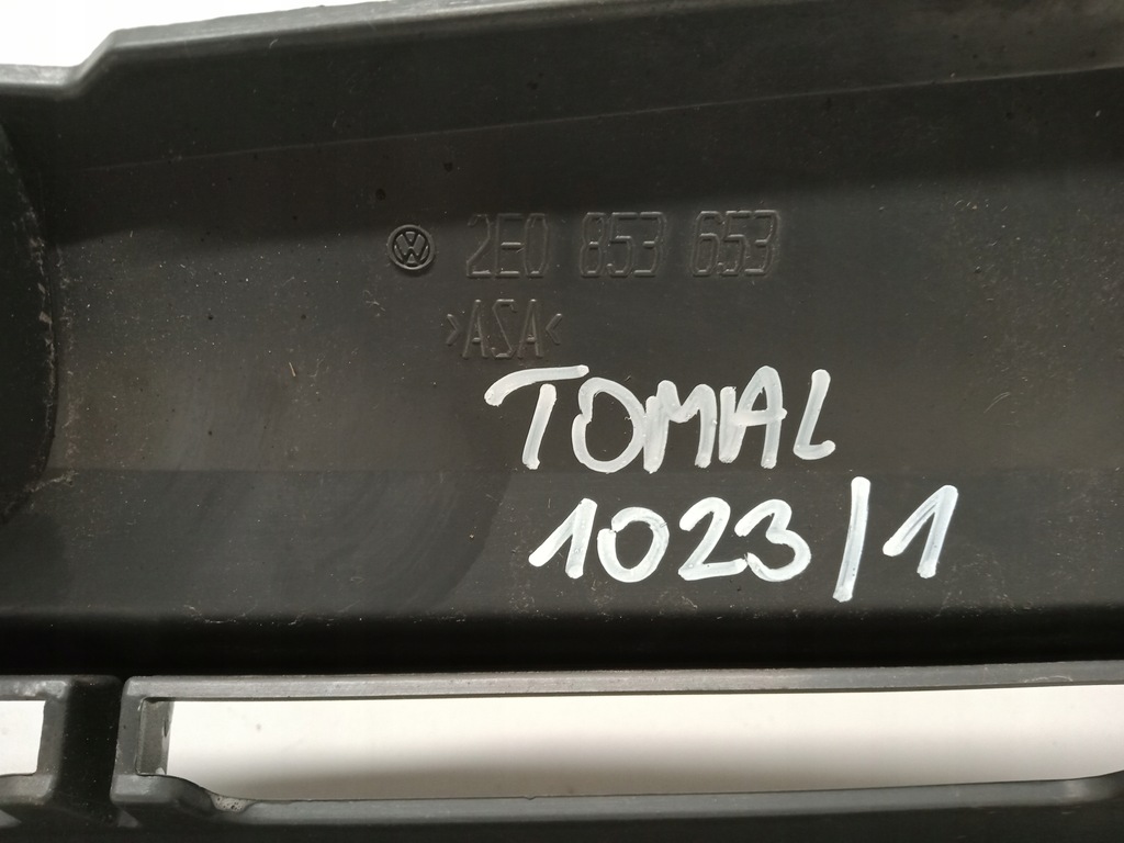 фото №8, Vw crafter 1 i 2e 06-11 решітка радіатора решітка радіатора решітка радіатора 2e0853653 + значок - 100% cała