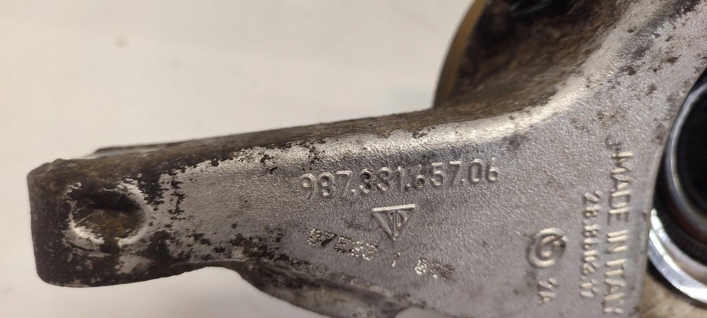 фото №8, Porsche cayman s 987 поворотный кулак амортизатор левый задняя 98733165706 98733115706