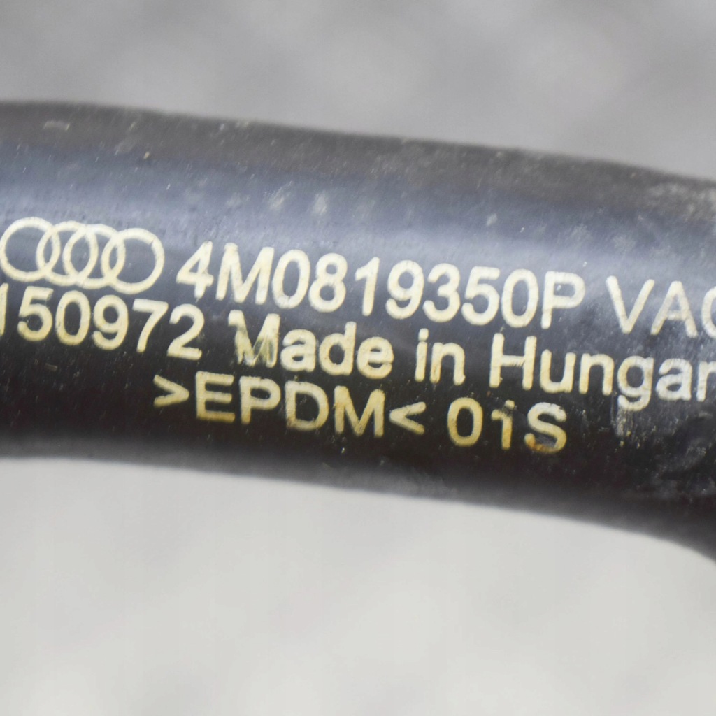 фото №6, Audi q7 4m 2017 шланг / wąż радиатора