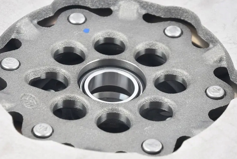 фото №2, Двухмассовый маховик + болты mini cooper f55/f56 оригинал