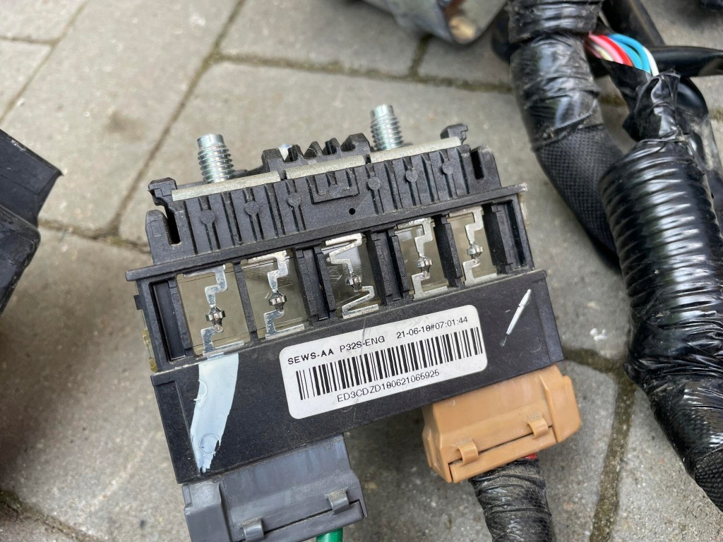 фото №9, Nissan qashqai ii j11 электропроводка отсек двигателя