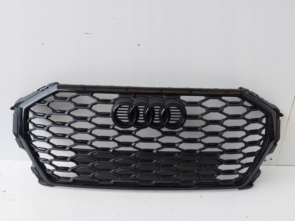 фото №1, Audi q3 ii s-line решётка радиатора решётка радиатора 83f853651 b c оригинал