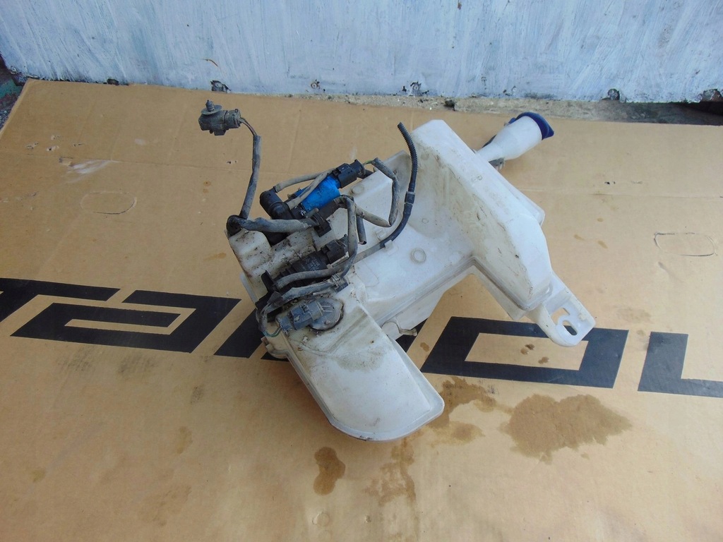 фото №1, Бак омывателя citroen c5 iii pod ксенон