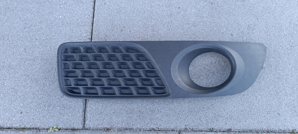 Купить Volvo v70 iii рамка решётка противотуманной фары бампера левая 30678640