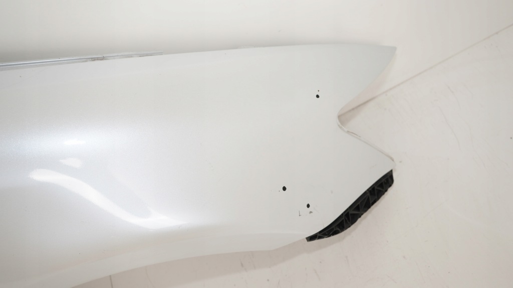 Крыло  правый  перед lexus is 2 рестайлинг  10-13r 074 с Разборки