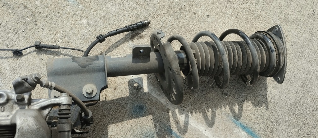 фото №4, Поворотный кулак амортизационная стойка opel astra l vi 23r 1.5 hdi левая передняя левый перед