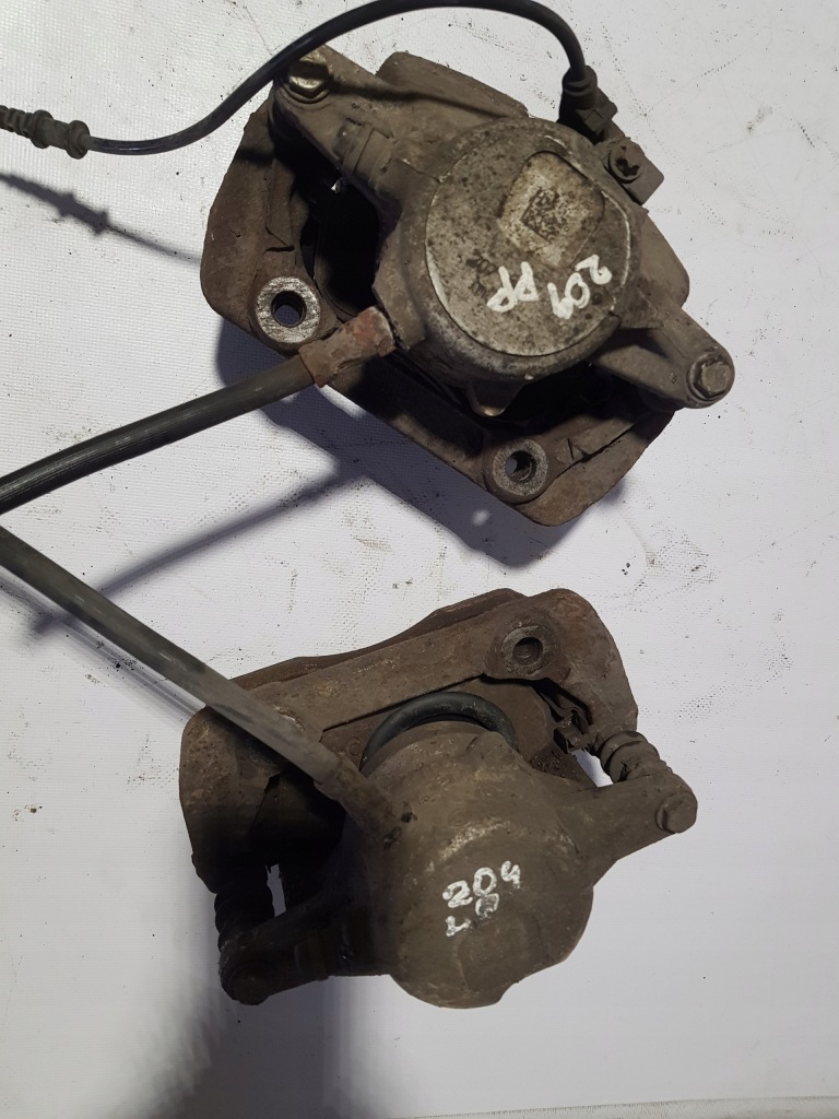 фото №1, Суппорт тормозной левый перед mercedes w204 3.0 cdi