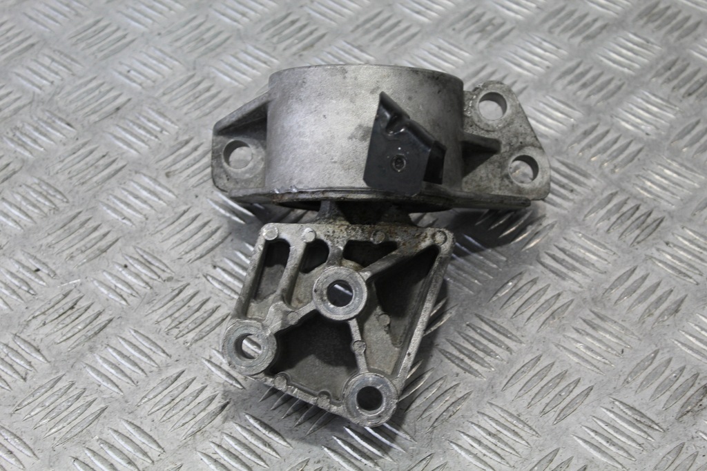 фото №1, Кронштейн подушка двигателя fiat doblo ii 2 lift