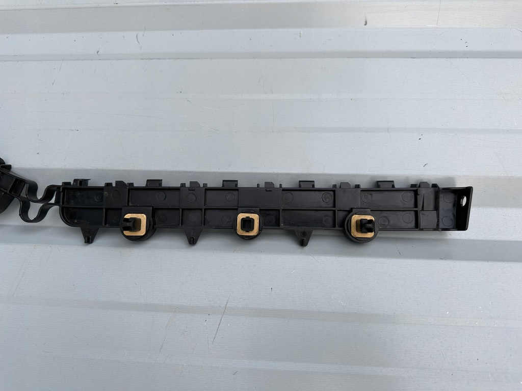 фото №13, Mitsubishi outlander iii 3 lift 18r- напрямна бампера лівий задня задній