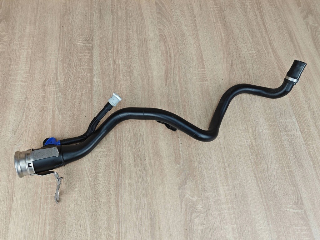 фото №1, Оригинальная труба шланг заливной топлива дизель bmw 2.0d g26 g22 8485968 51km