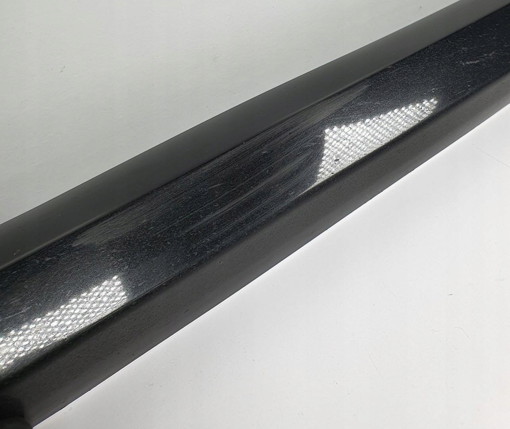 фото №5, Молдинг накладка порог правая 019 volvo v70 iii 39885602