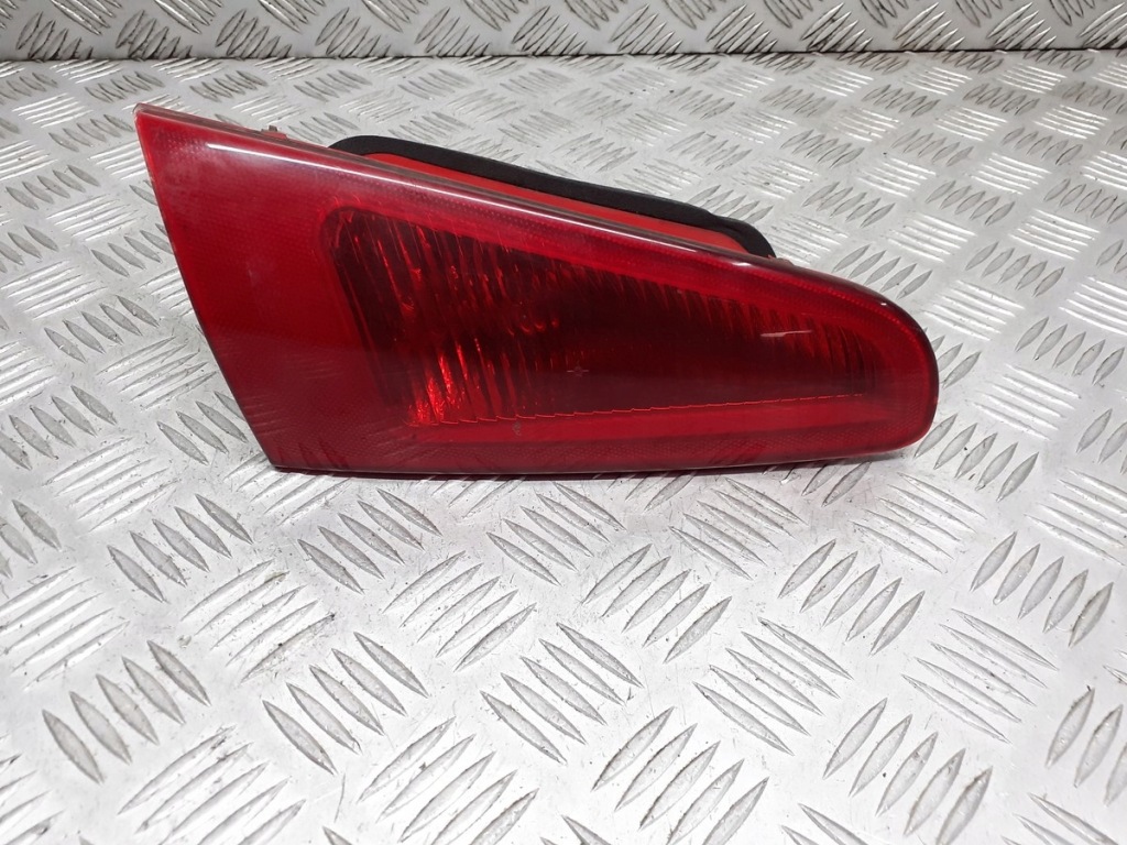 фото №1, Лампа левая задняя w крышка багажника alfa romeo 147 europa