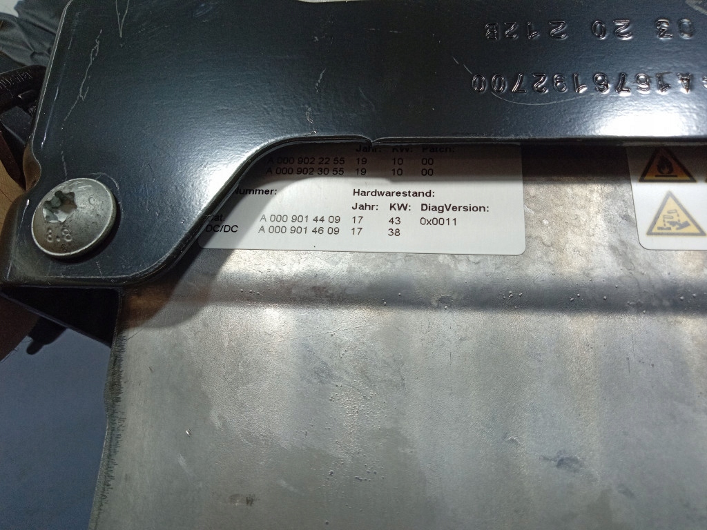 Mercedes gle w167 акумулятор пусковий 48v a0009823316 Недорого