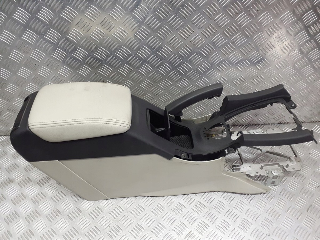 фото №1, Підлокітник тунель saab 9-3