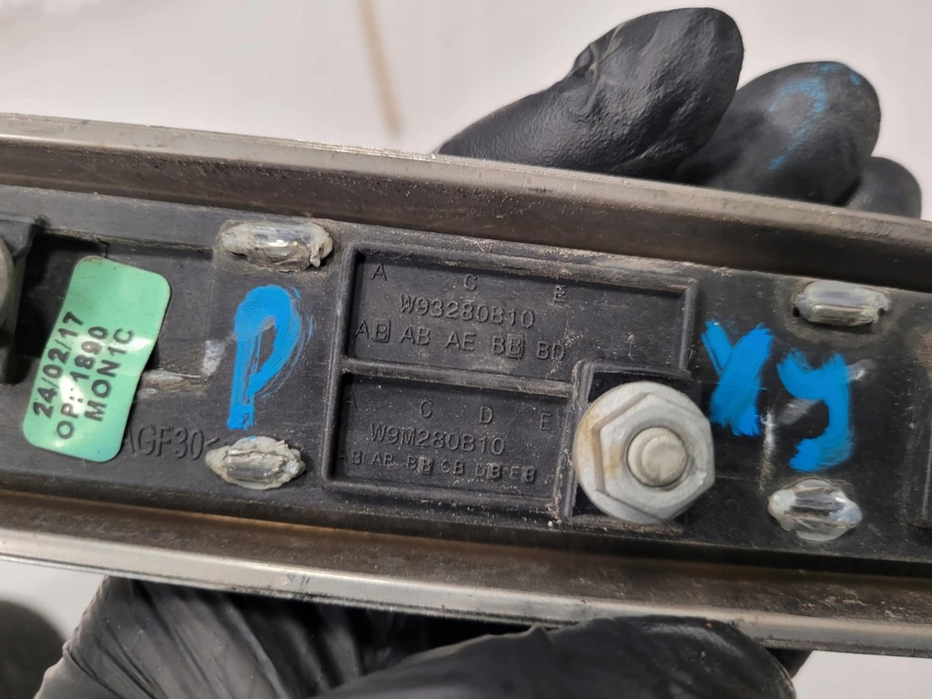 фото №5, Молдинг крила перед права jaguar xj x351