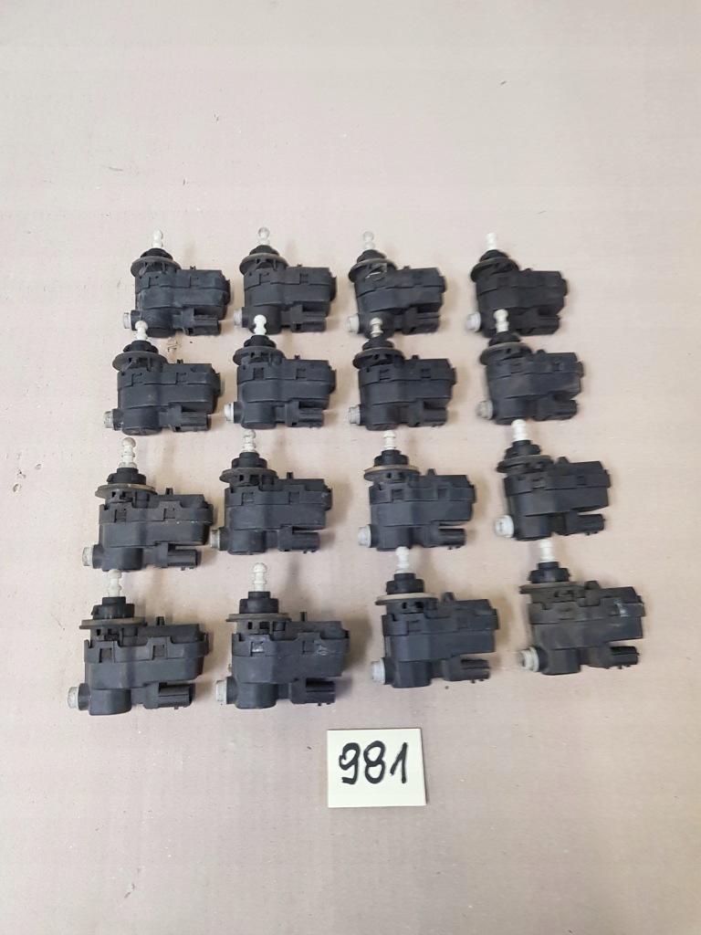 Купить Двигатель фара trafic vivaro primastar 2007-2014