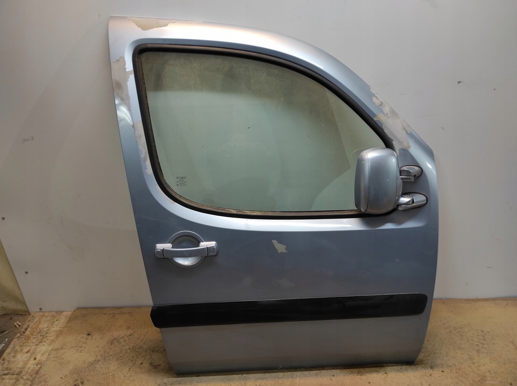 фото №1, Дверь передние правое fiat doblo i lift