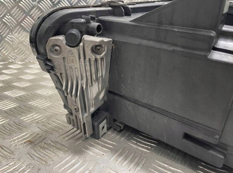 фото №14, Лампа адаптивный led комплектная левый перед bmw f10 f11 lci lift 7352481