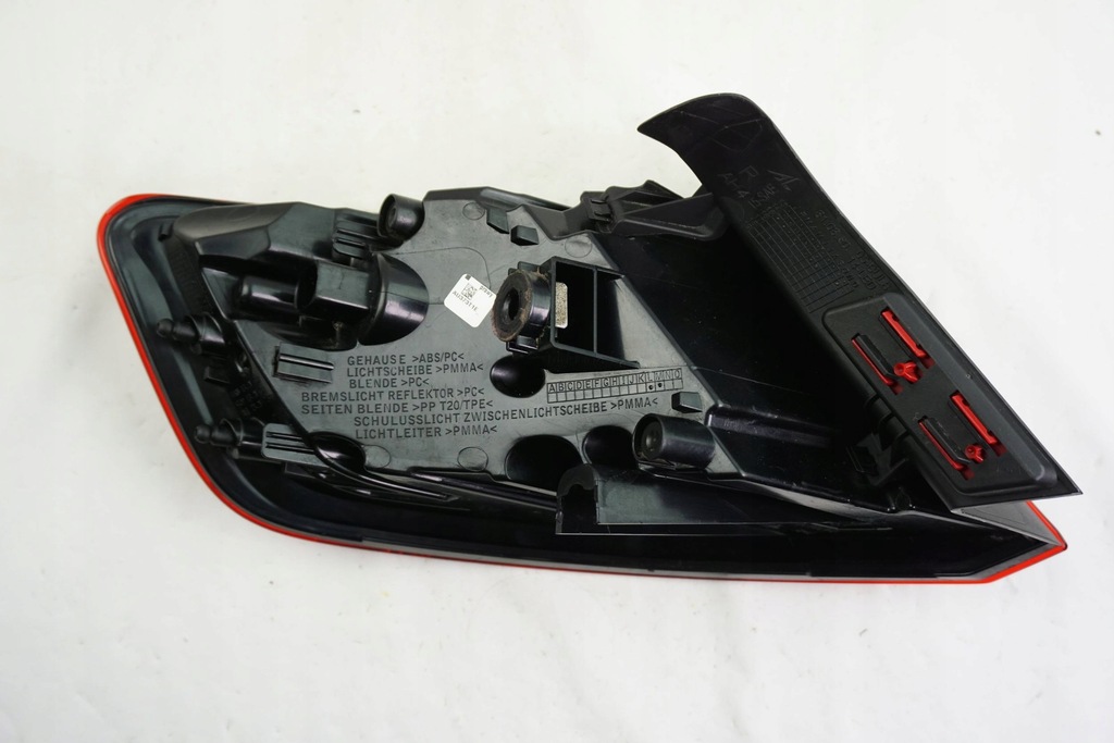 фото №9, Лампа задня права audi a3 8v 8v4945096d