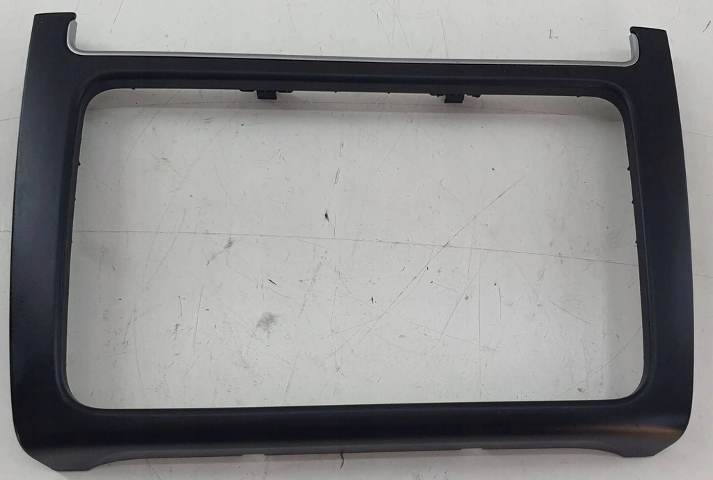 фото №5, Volkswagen polo v 6r 09- 6r0858069e рамка радио консоли центральной панели