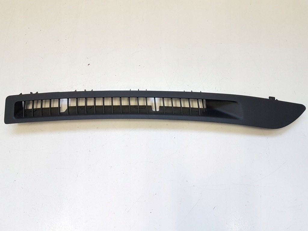 фото №1, Решітка молдинг панелі права infiniti q70 m m35h m37