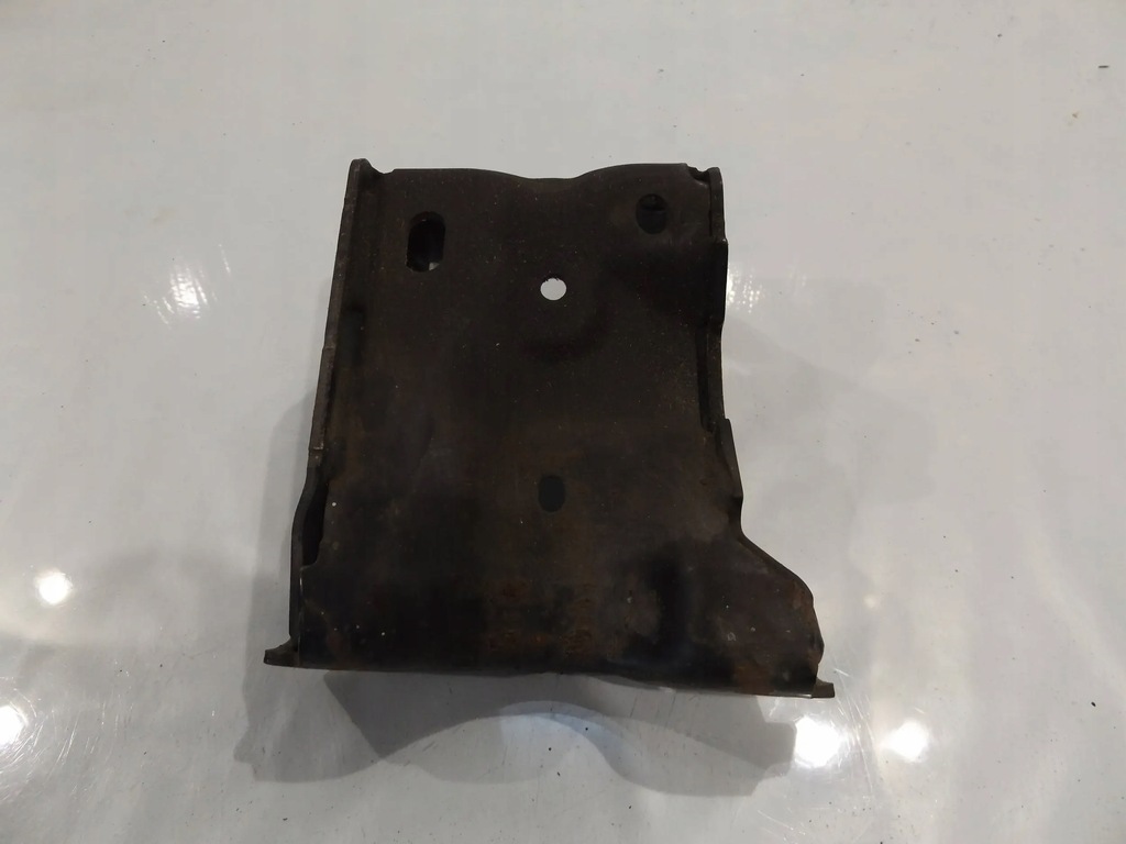 фото №1, Clio iii 1,2tce кронштейн двигателя 8200563950