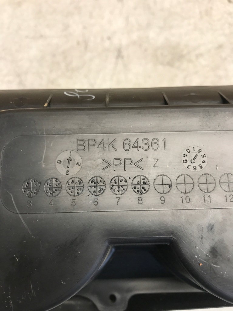 фото №5, Mazda 3 bk кронштейн бардачок na чашка bp4k64361