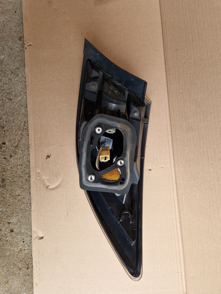 фото №7, Mazda 6 gh хэтчбек sedan лампа задняя левая gs1f-51150 220-41055