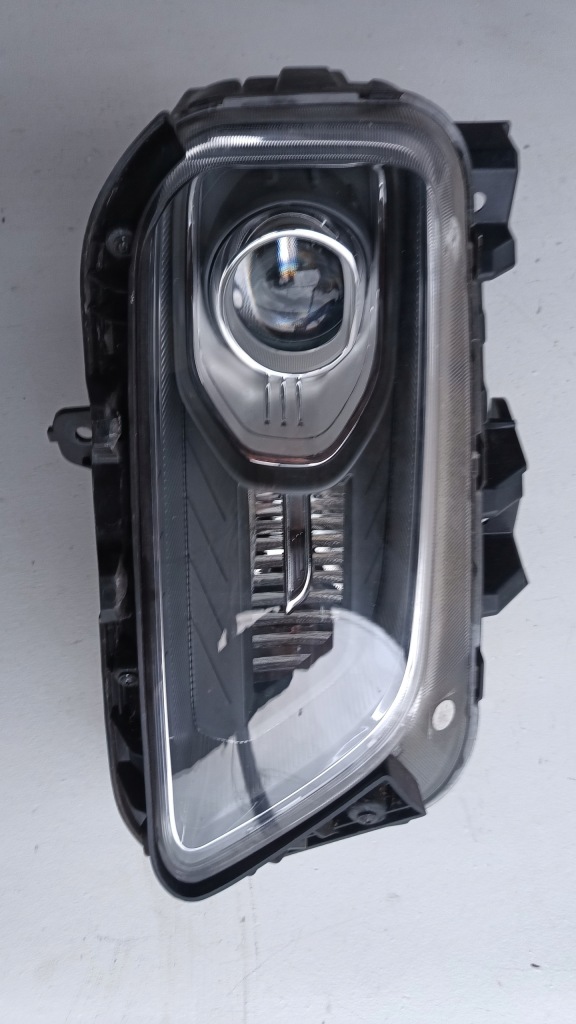 Купити Фара правий фара hyundai kona 17- full led