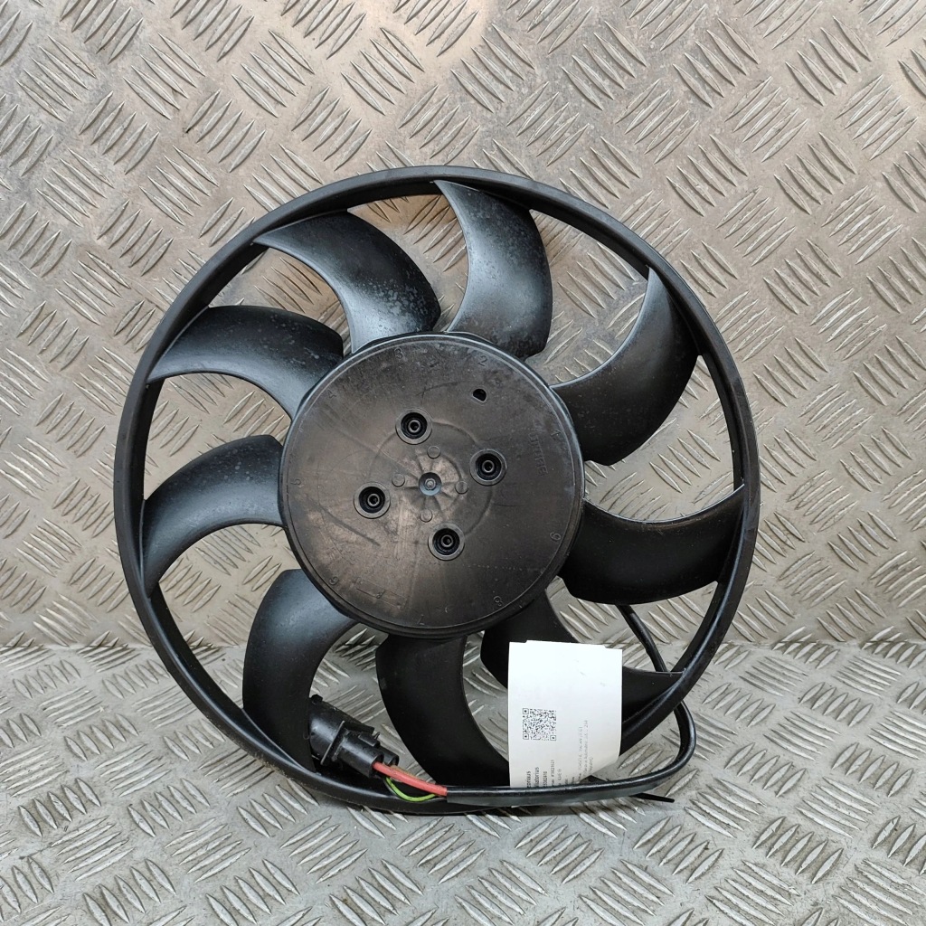 фото №1, Porsche macan 95b 2015 крыльчатка вентилятора