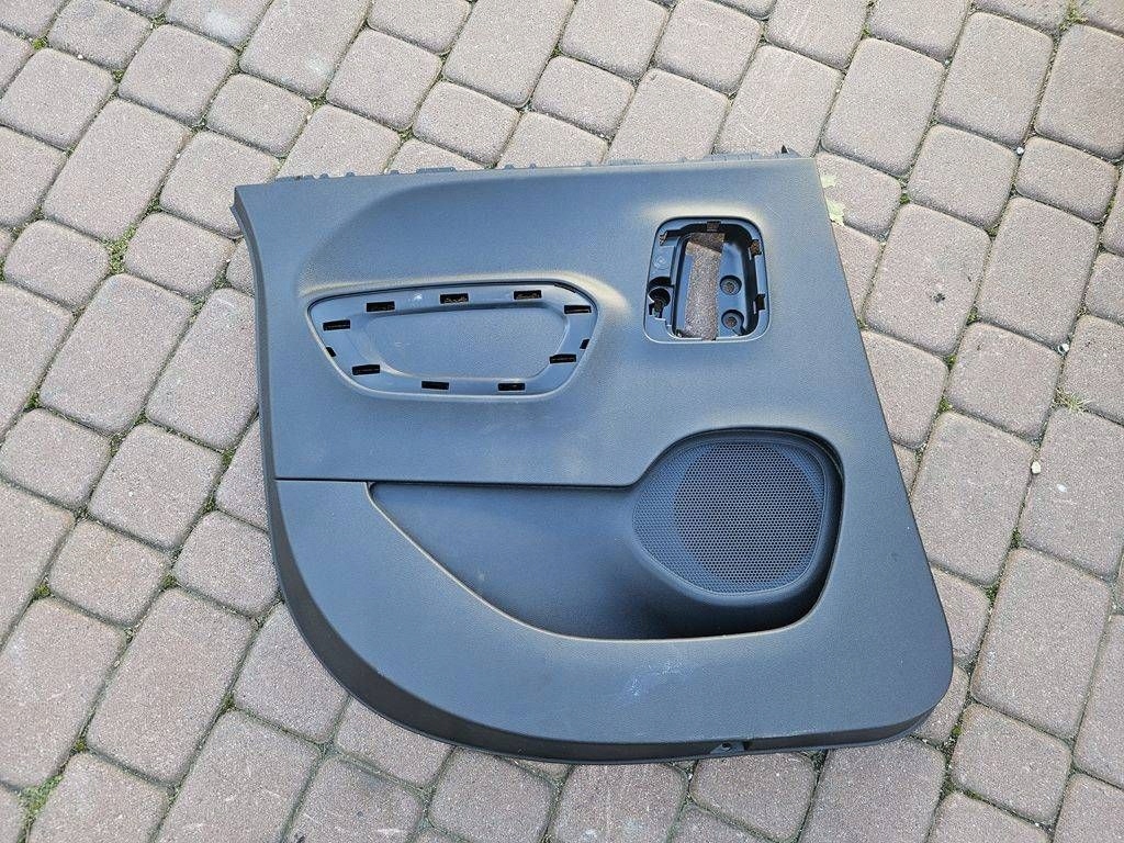 фото №1, Обшивка дверь левый bok proace city berlingo combo e rifter 9816784677