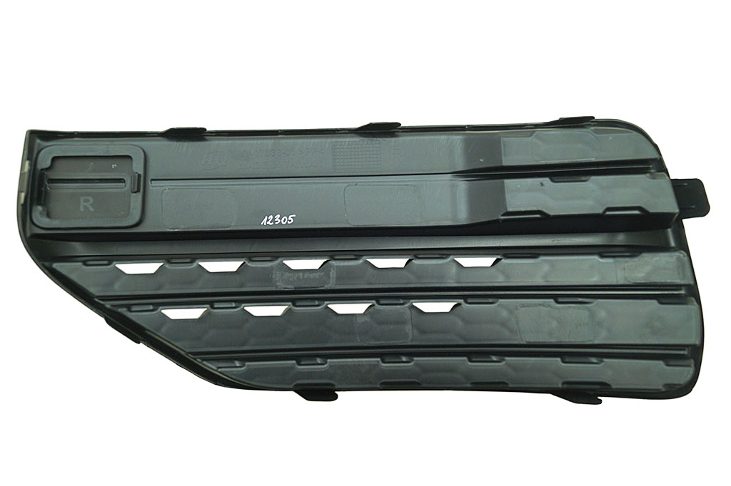 Решётка  решётка бампера правый  перед volvo xc90 2 Цена